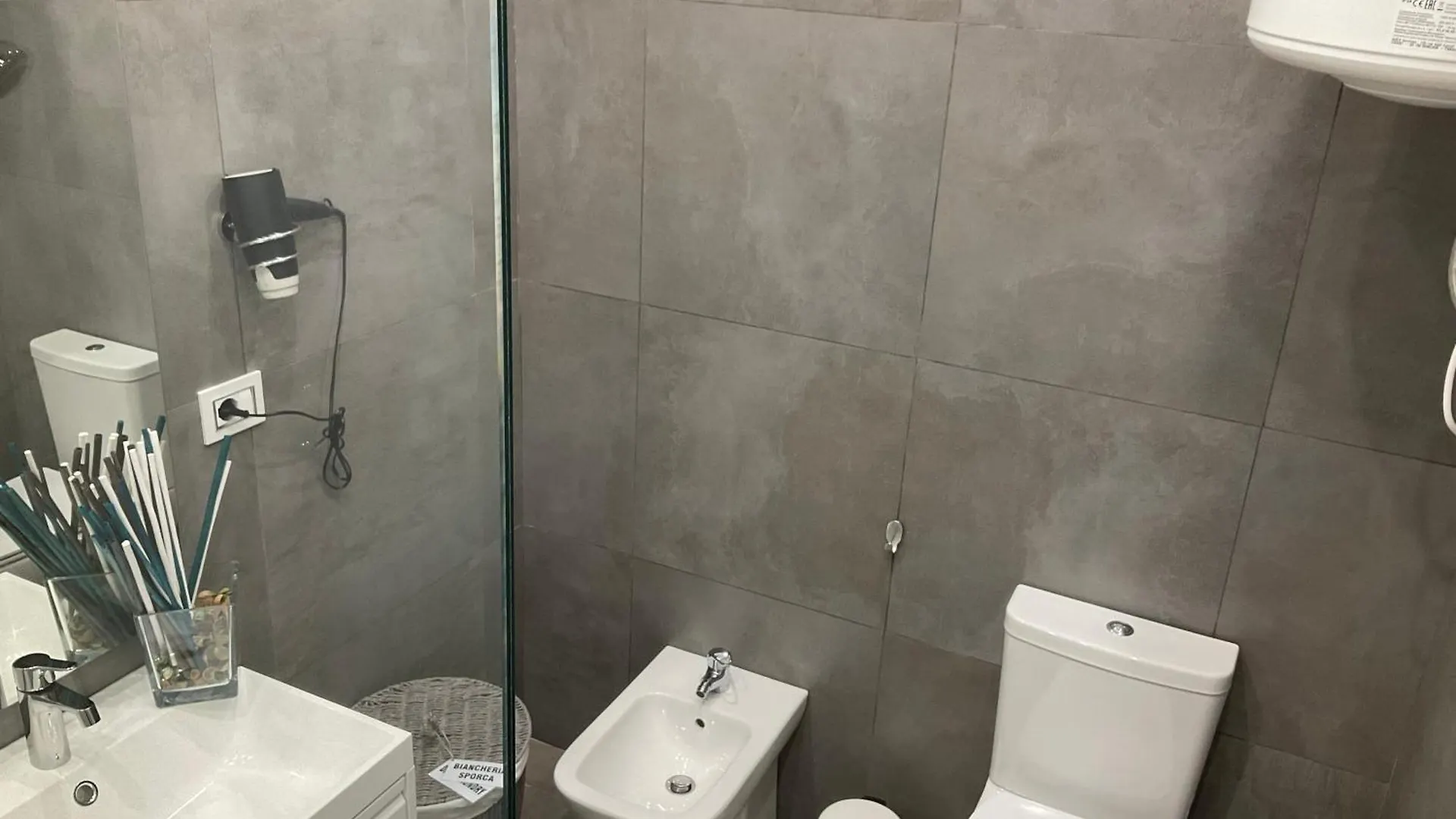 Apartment Alle Porte Del Castello 23 Catania Italy