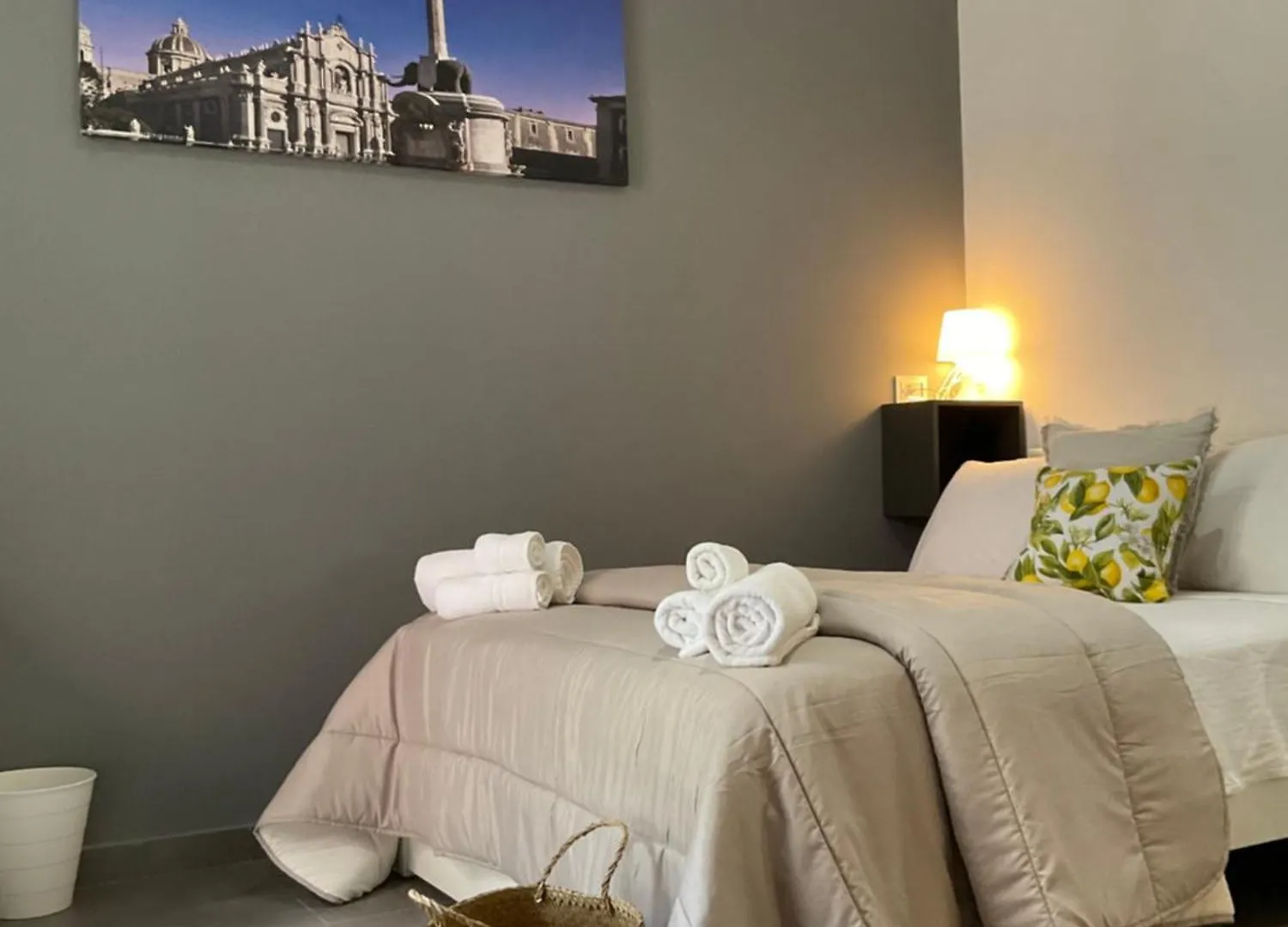 Apartment Alle Porte Del Castello 23 Catania